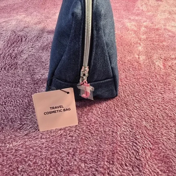 Juicy Couture Denim Blue Cosmetic Bag with Pink Accents - Picture 6 of 6